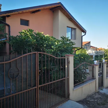 Guest house Black Pearl Chernomorets
